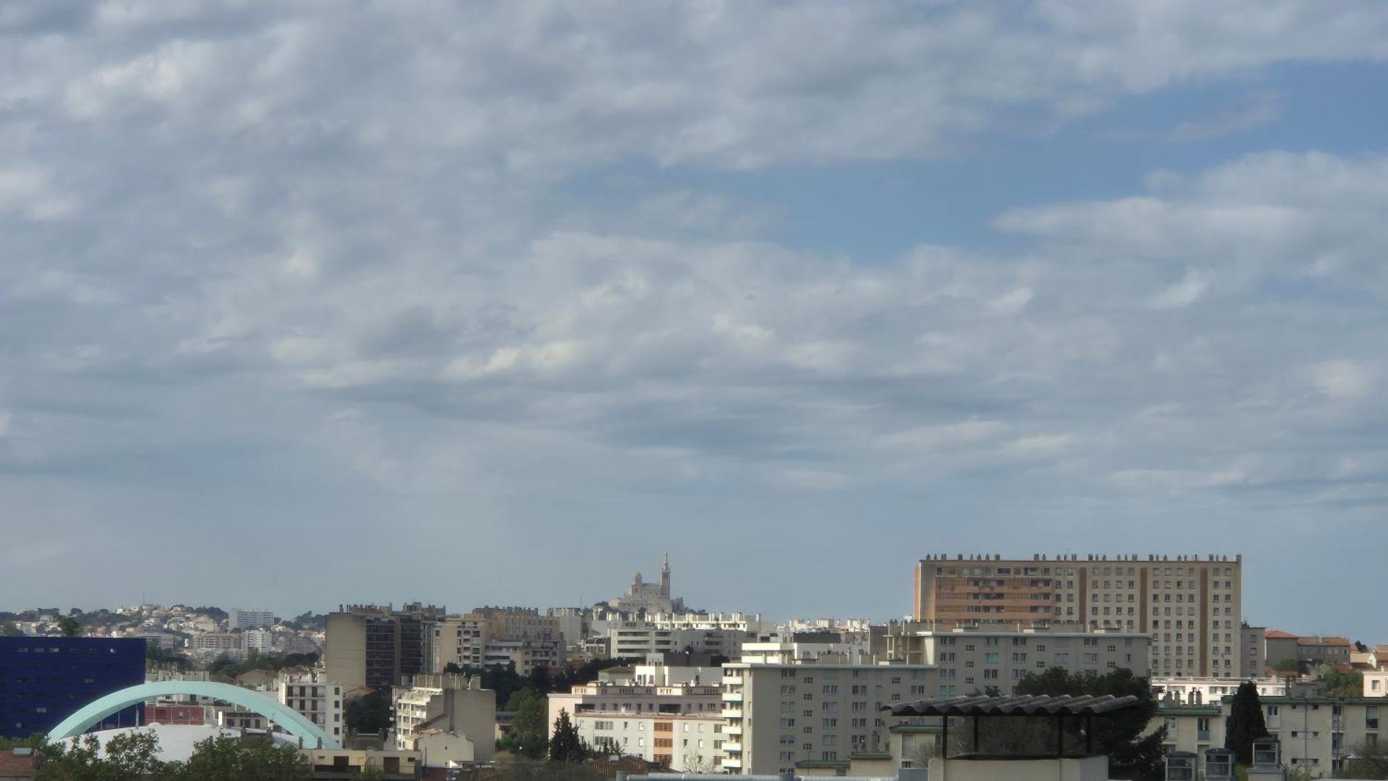 Massilia Calling Appartement Marseille Proche Metro Climatise Bien Decore Exterior foto